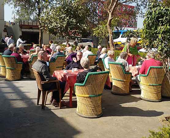 Luxury rooms, Delux Rooms, Restaurant, Shopping Hotel Taj Moti Mahal Behror Neemrana